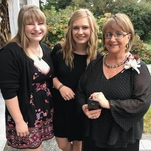 Meet your Posher, Dani